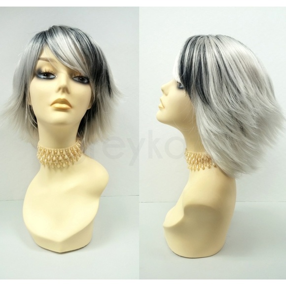 Accessories - Silver gray short straight layered shag wig